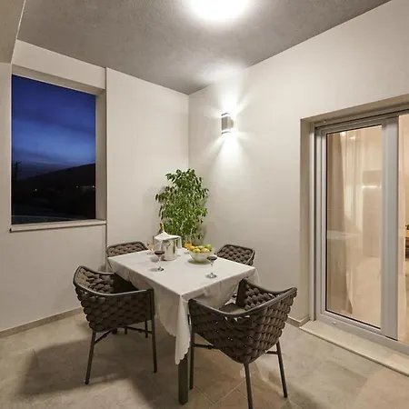 Lorena Apartment Trogir