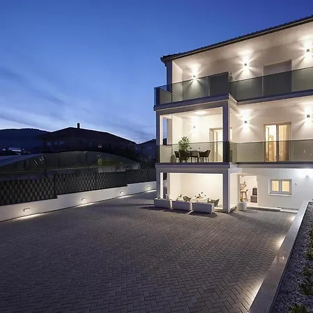 Lorena Apartment Trogir